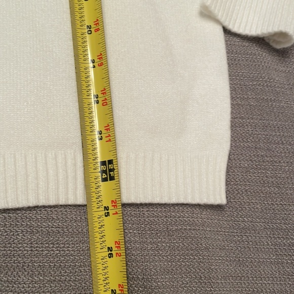 NWT $74 EXPRESS Pullover Off White Sweater Top with Ruffle Arm Accents Large - Picture 7 of 13